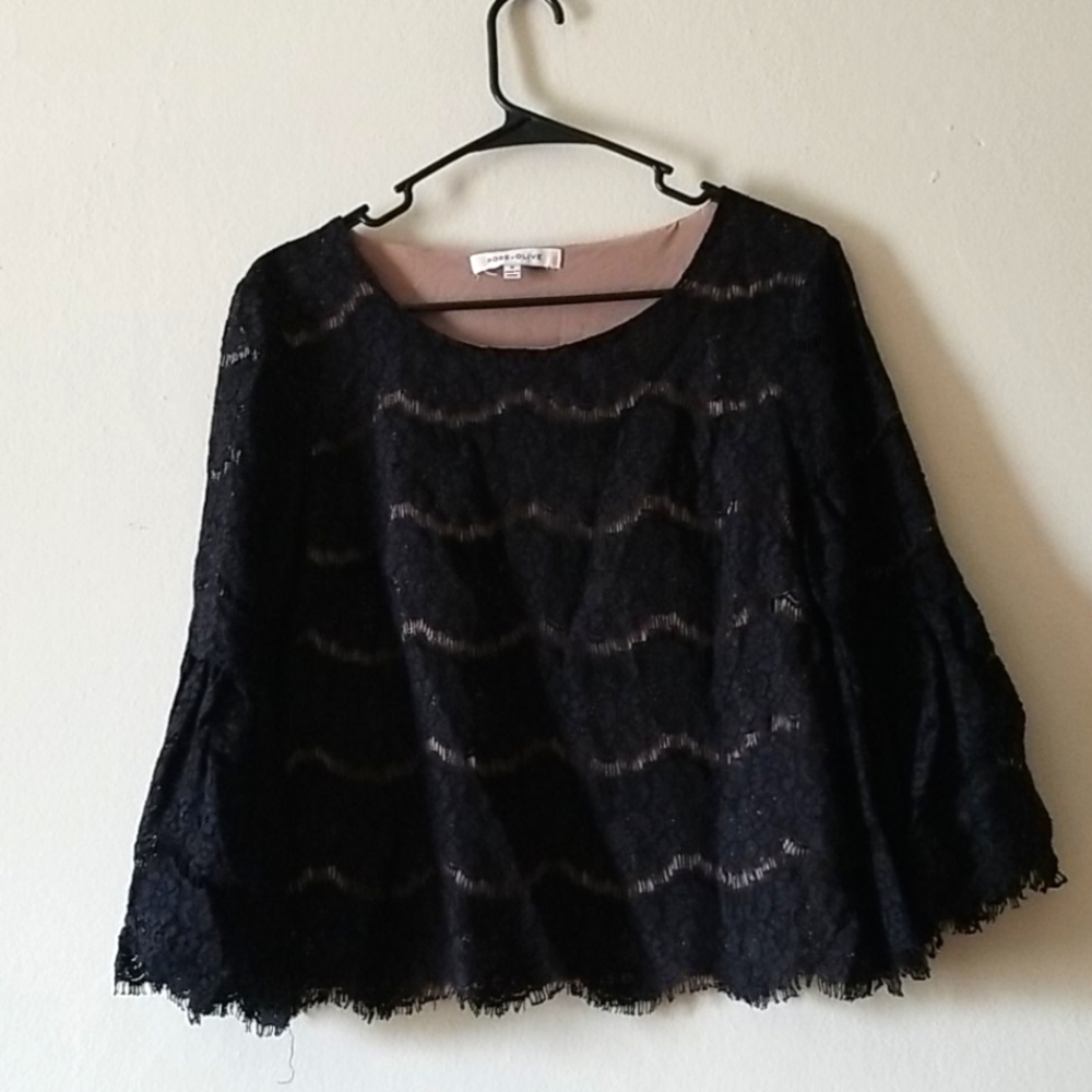 Long sleeve lace top